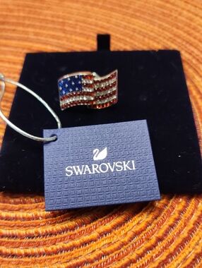 Swarovski Crystal American Flag Lapel Pin in Blue, Red & Clear